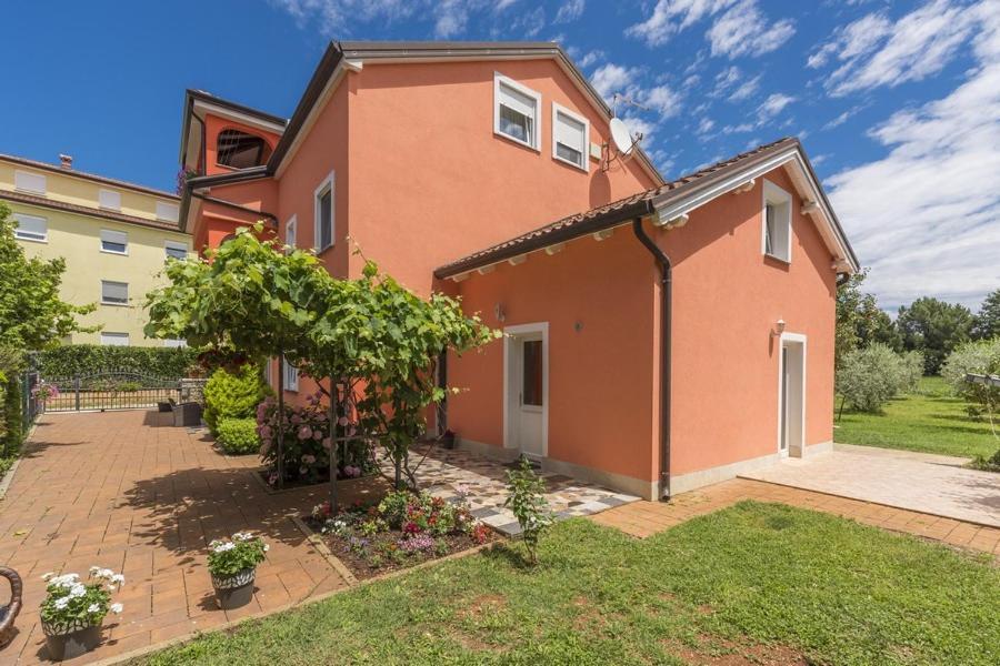 App Danica * Novigrad Istria